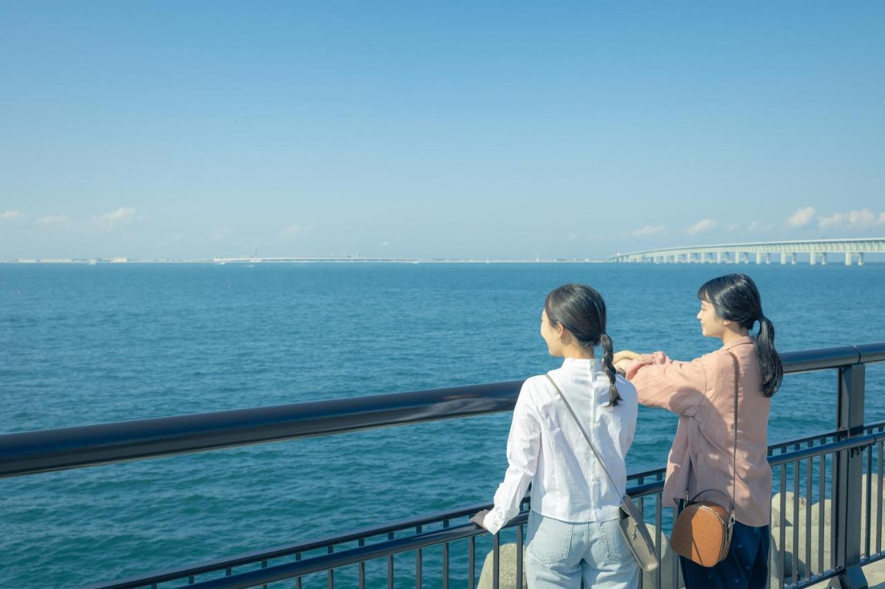 Omo Kansai Airport By Hoshino Resorts อิซุมิซาโนะ ภายนอก รูปภาพ View of the Akashi Kaikyō Bridge from the Akashi Kaikyō Bridge Museum